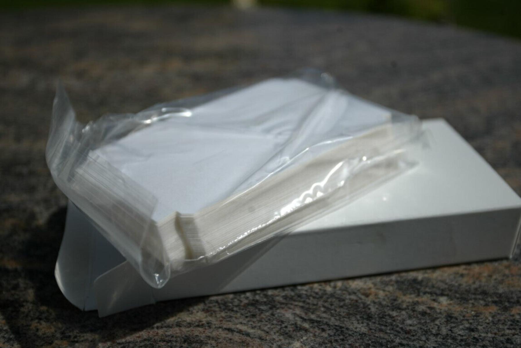 Brand Abdeckfolien, sealing film für Mikroplatten Micro Plates 781390, € 19,- (8130 Frohnleiten)