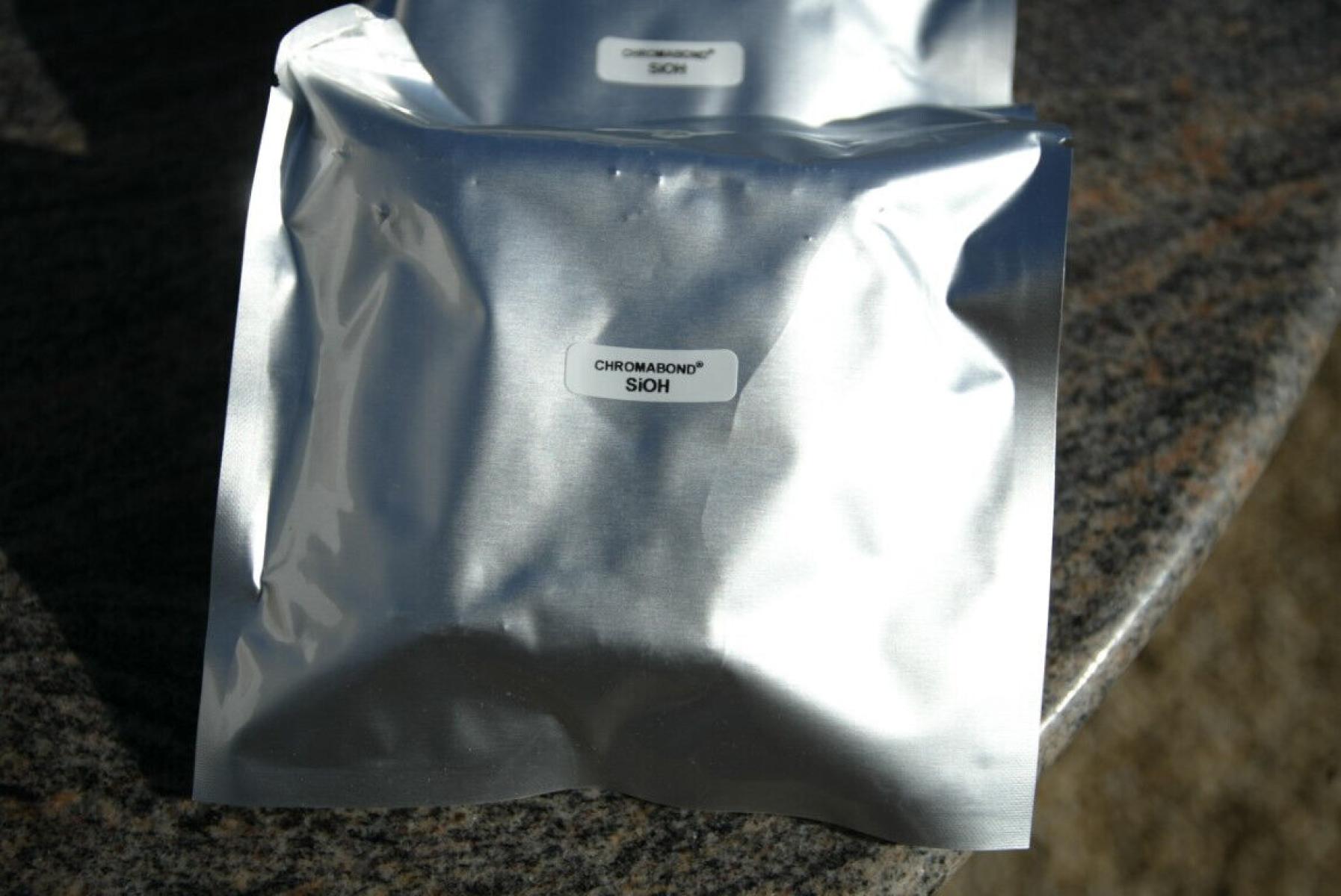 20 x Chromabond SiOH unmodifiziertes Kieselgel 6ml / 2000 mg, € 99,- (8130 Frohnleiten)