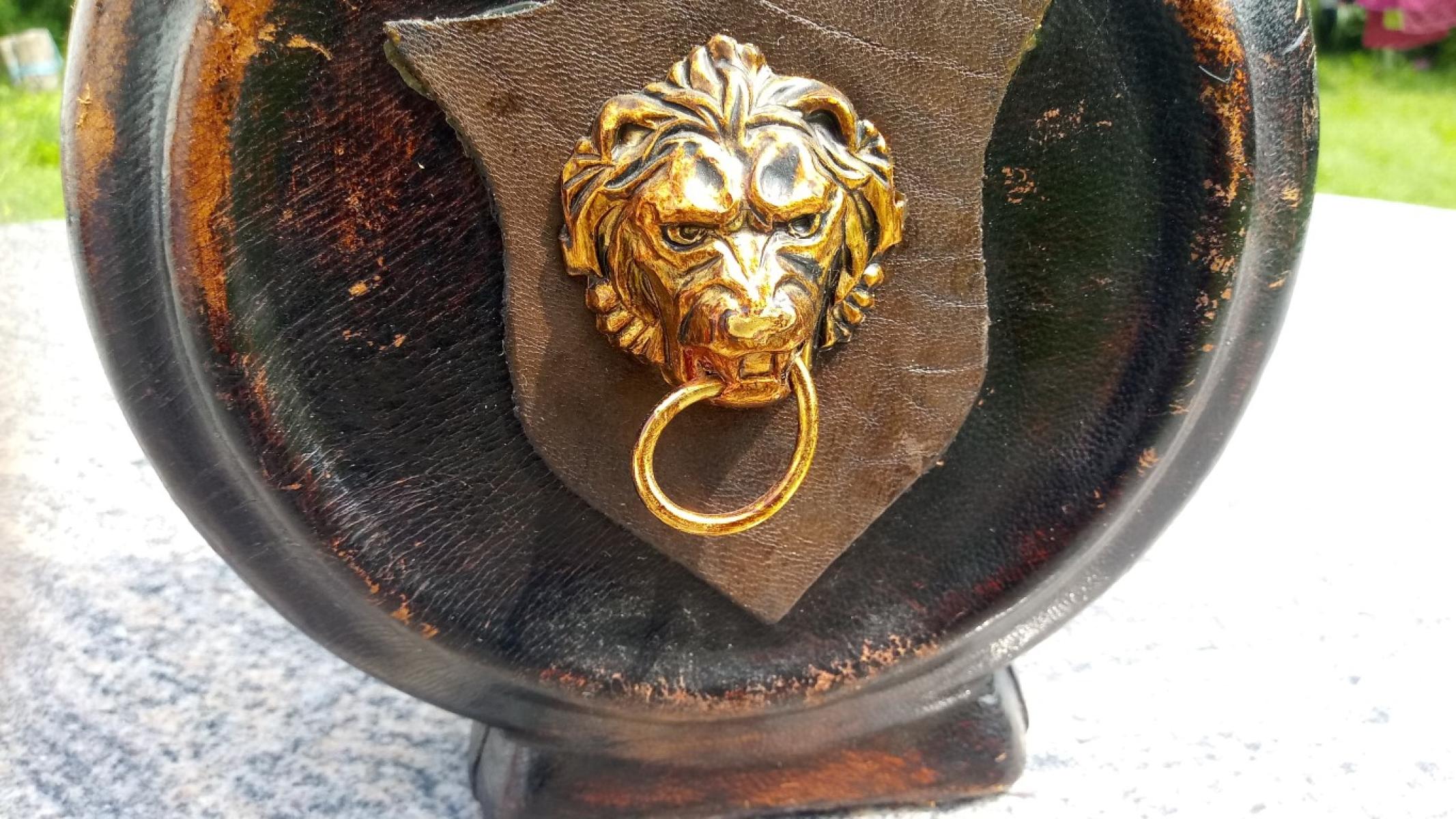 Lederflasche vintage, € 19,- (8130 Frohnleiten)