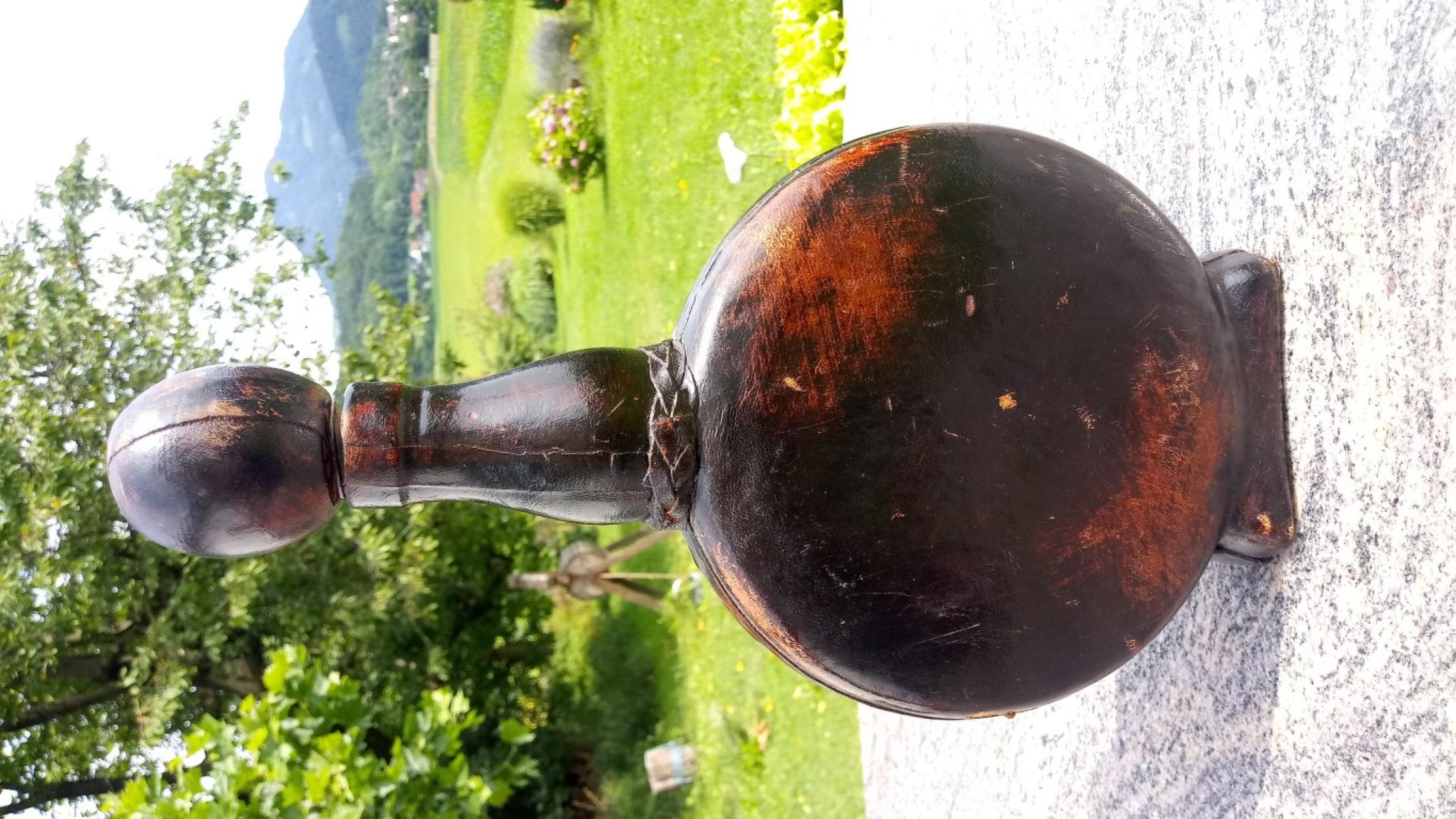 Lederflasche vintage, € 19,- (8130 Frohnleiten)