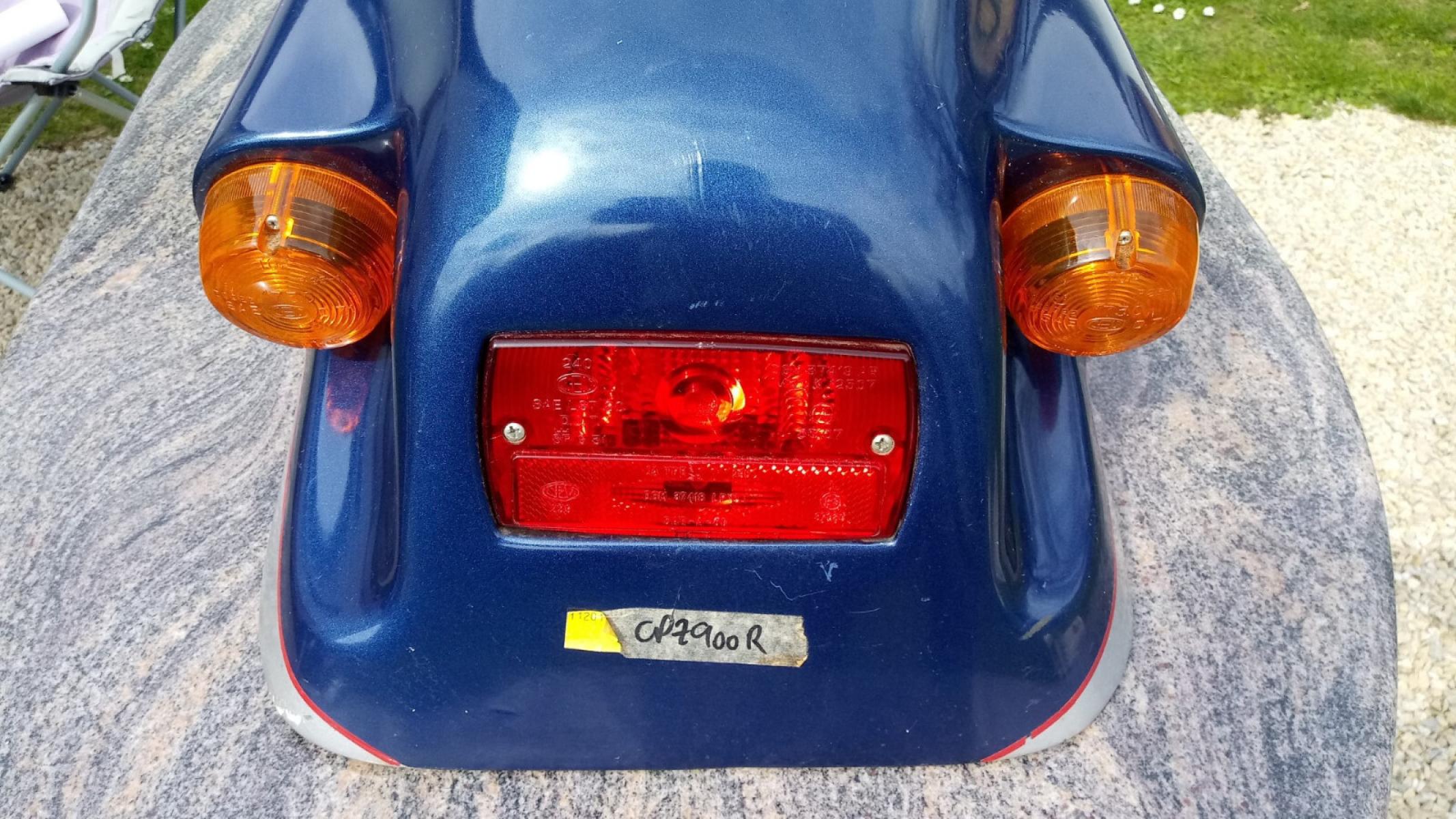Heck Kawasaki GPZ 900 GFK Tail Fairing, € 99,- (8130 Frohnleiten)