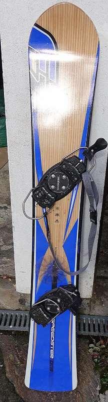 Snowboard F2 Speedster 154 mit Bindung, € 39,- (8130 Frohnleiten)