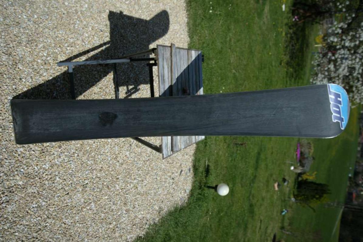 Snowboard Raceboard Hot Blast 164, € 29,- (8130 Frohnleiten)