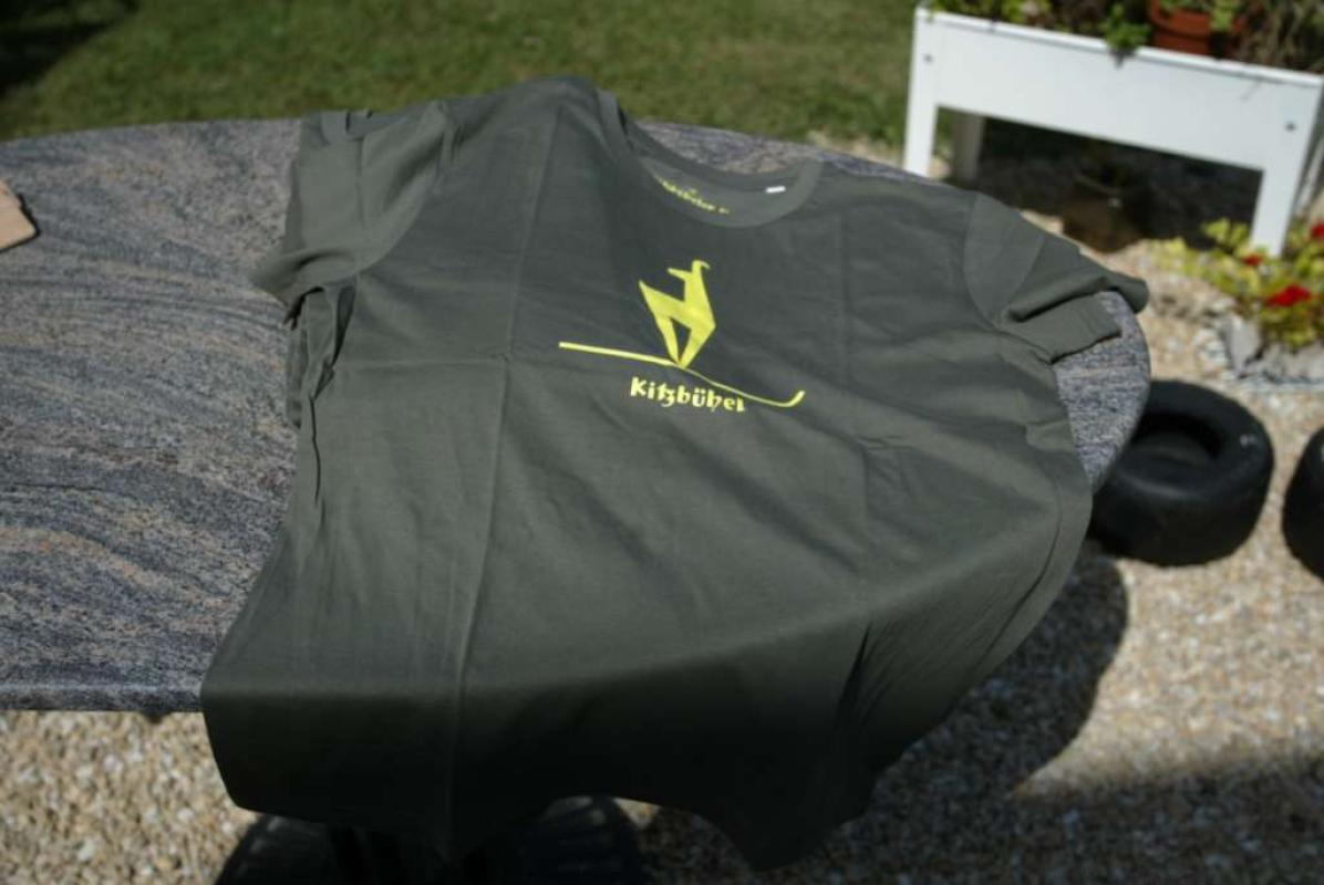 10 x T-Shirt Kitzbüheler Ski - Grössen S und M, € 39,- (8130 Frohnleiten)