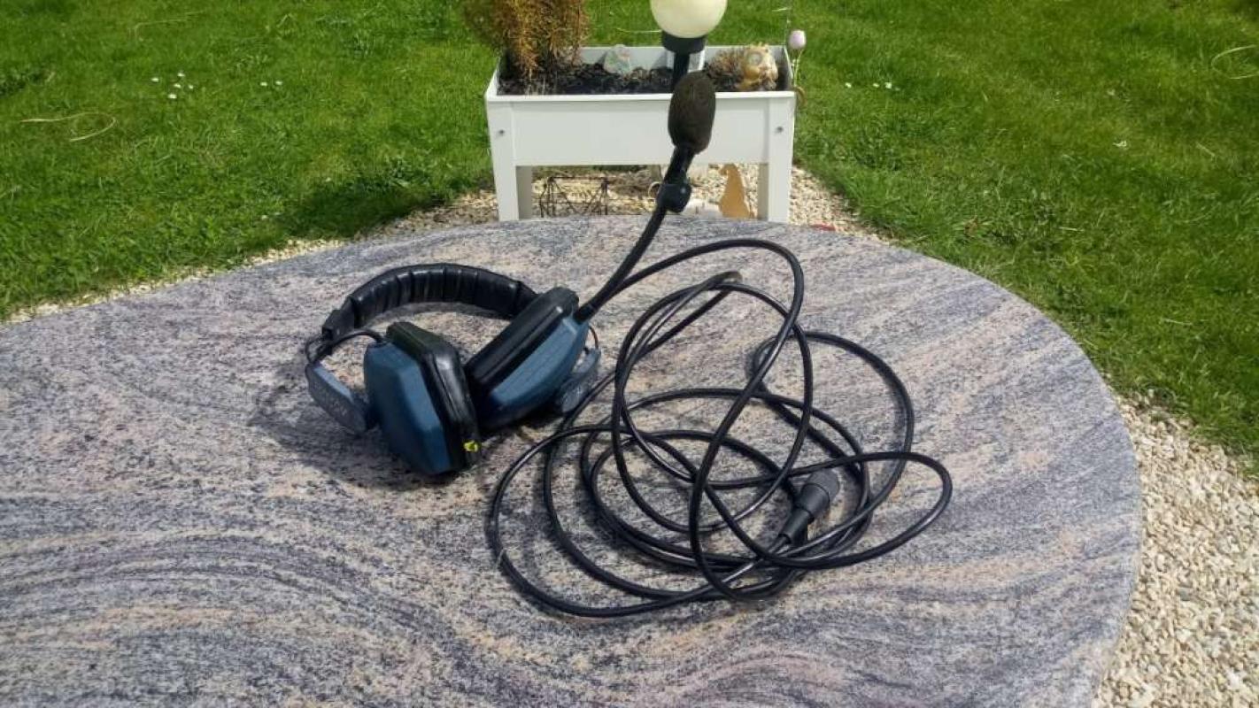 Racecom Headset aus dem Motorsportbereich, Nascar, Formel 1, € 19,- (8130 Frohnleiten)