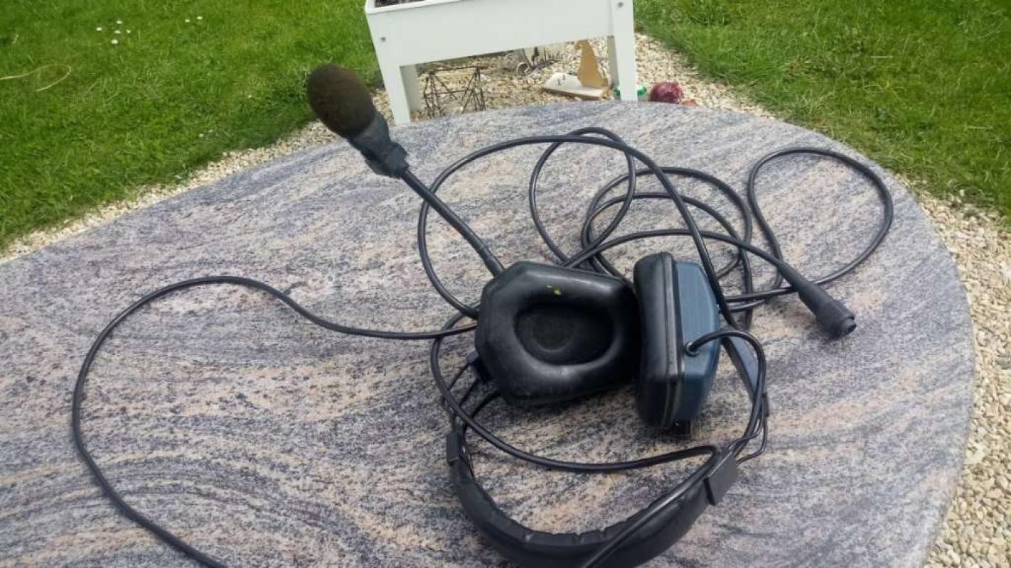 Racecom Headset aus dem Motorsportbereich, Nascar, Formel 1, € 19,- (8130 Frohnleiten)