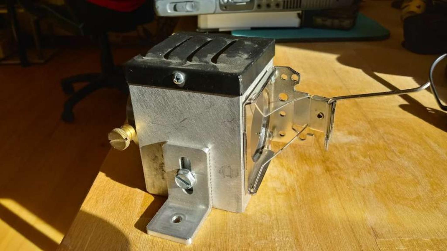 Lichtleiter Gehäuse, € 19,- (8130 Frohnleiten)