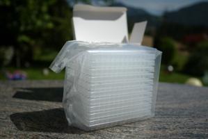 Steinbrenner 0.2 ml 96-Well PCR plate half skirt transparent, € 29,- (8130 Frohnleiten)